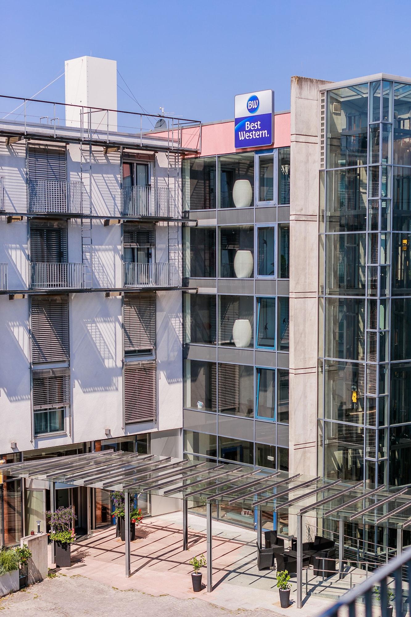 Plaza Inn Stuttgart-Ditzingen Zewnętrze zdjęcie